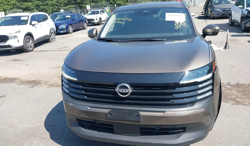 
								Nissan Kicks full									