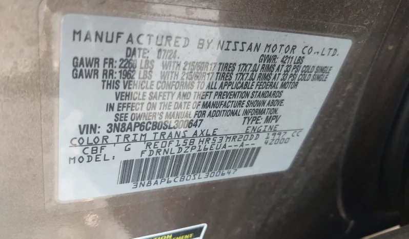 
								Nissan Kicks full									