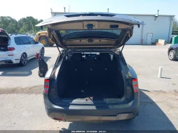 
										Nissan Kicks full									