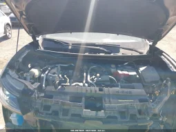 
										Nissan Kicks full									