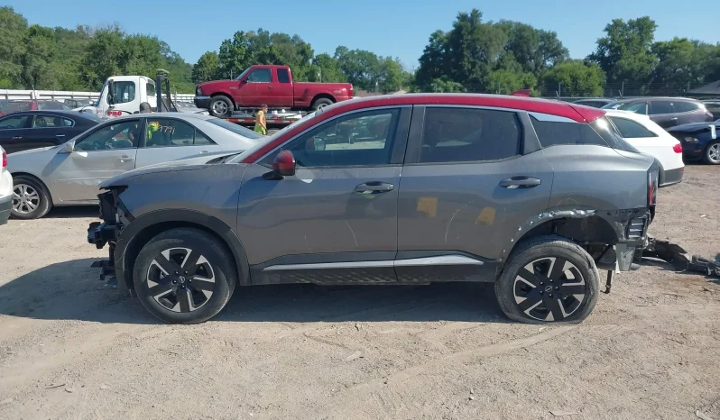 
								Nissan Kicks full									