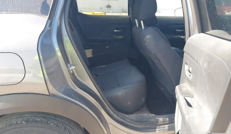 
								Nissan Kicks full									