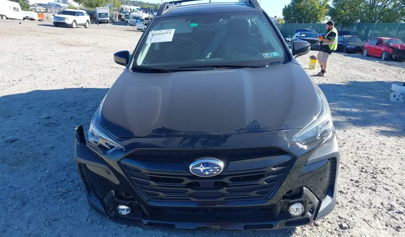 
								Subaru Outback full									