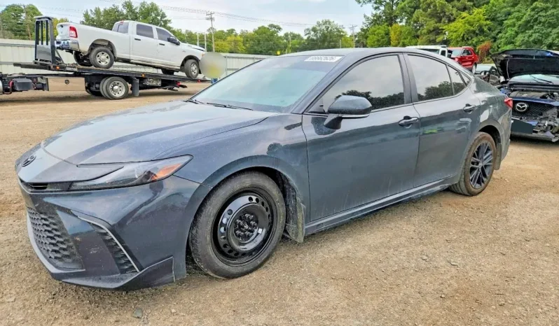 
								Toyota Camry full									