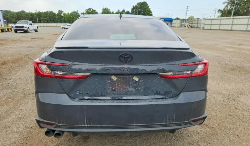 
								Toyota Camry full									