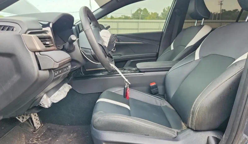 
								Toyota Camry full									