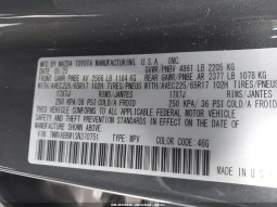 
										Mazda CX-50 full									