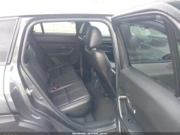 
										Mazda CX-50 full									