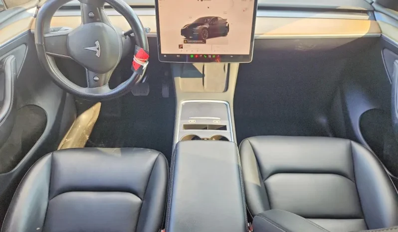 
								Tesla MODEL Y full									