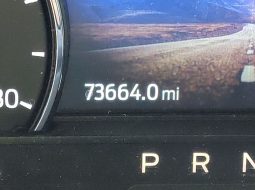 
										Ford Escape full									