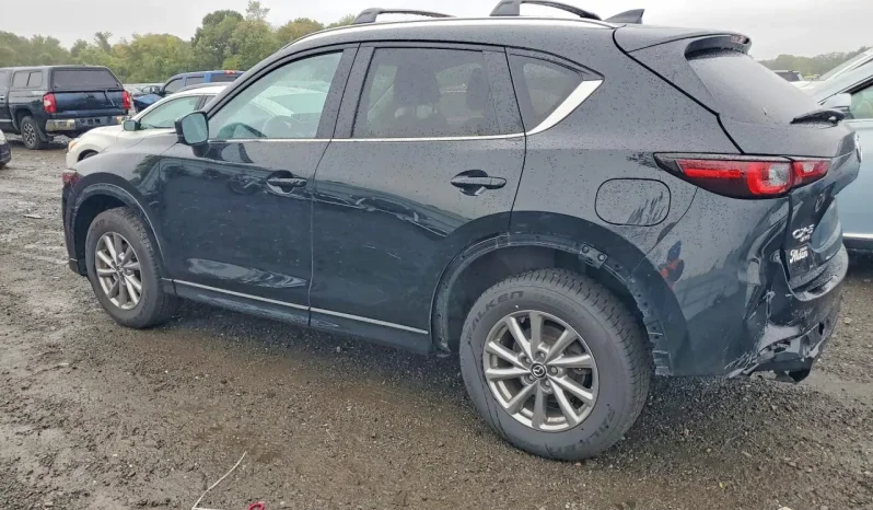 
								Mazda CX-5 full									