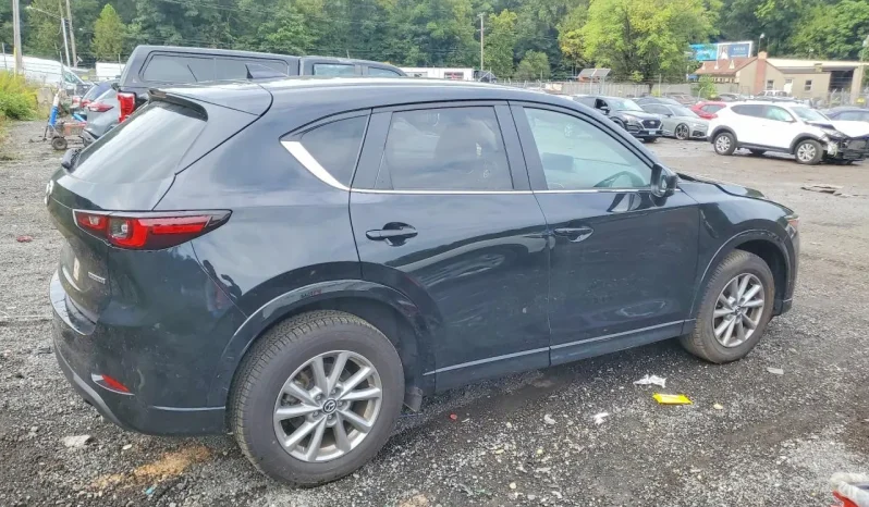 
								Mazda CX-5 full									