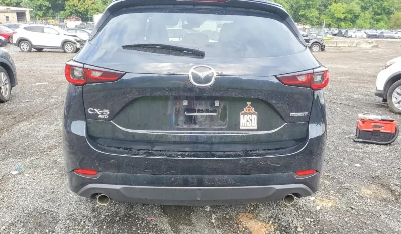 
								Mazda CX-5 full									