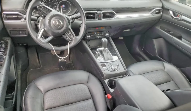 
								Mazda CX-5 full									
