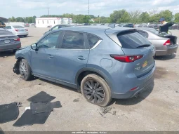 
										Mazda CX-5 full									
