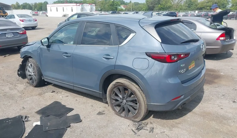 
								Mazda CX-5 full									