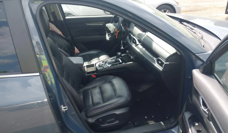 
								Mazda CX-5 full									