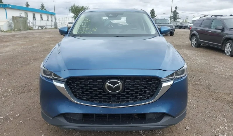 
								Mazda CX-5 full									