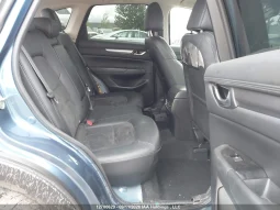
										Mazda CX-5 full									