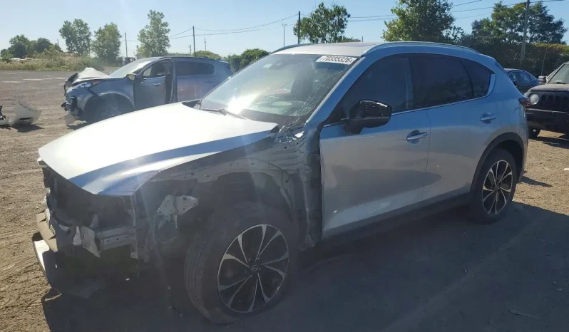 
								Mazda CX-5 full									