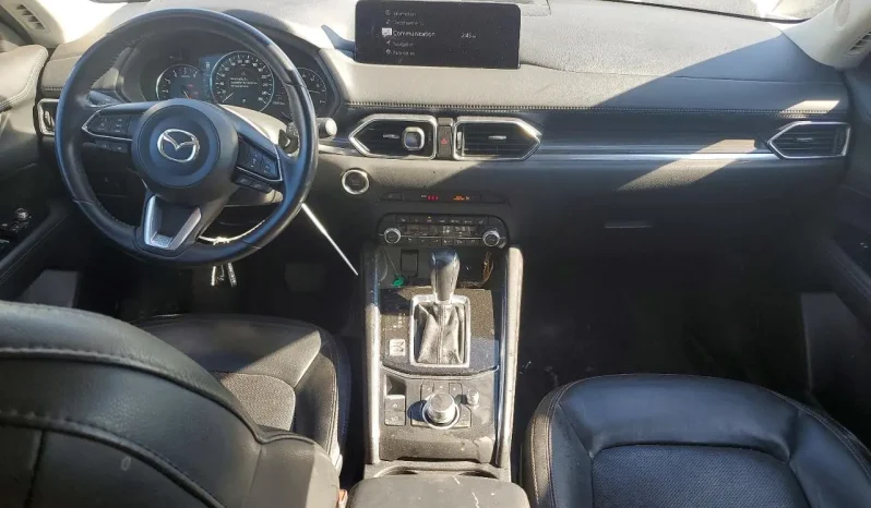 
								Mazda CX-5 full									