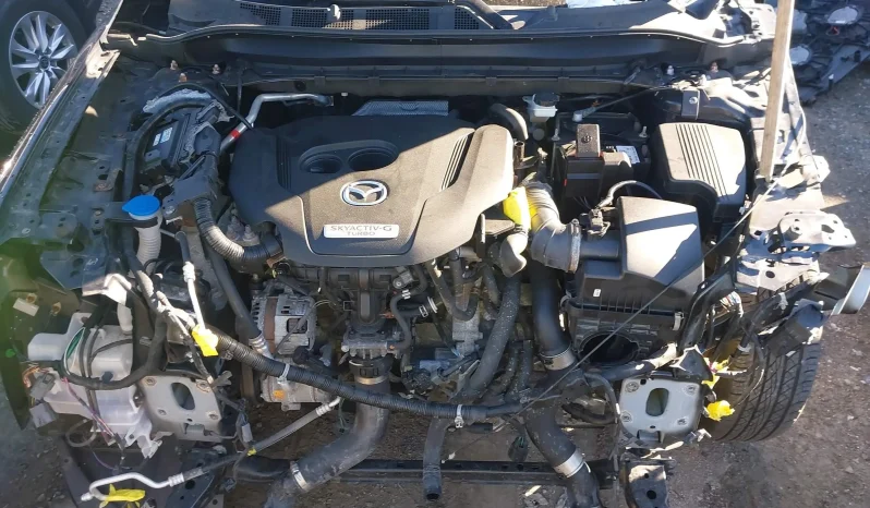 
								Mazda CX-5 full									