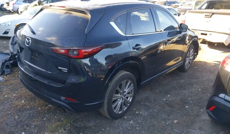 
								Mazda CX-5 full									