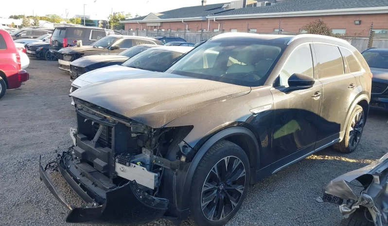 
								Mazda Cx-90 full									