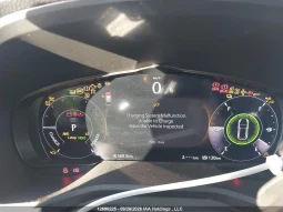 
										Mazda Cx-90 full									