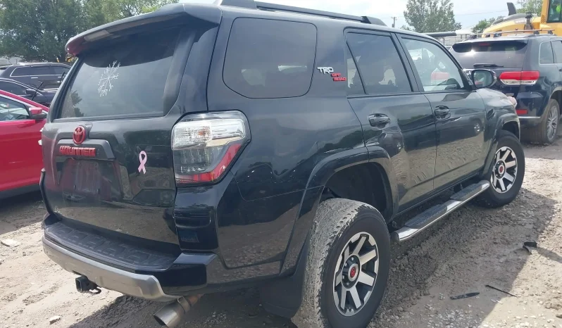 
								Toyota 4runner full									