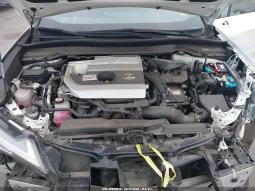 
										Lexus UX 250H full									