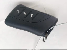 
										Lexus UX 250H full									
