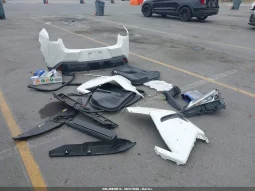 
										Lexus UX 250H full									