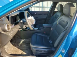 
										Chevrolet Trax full									