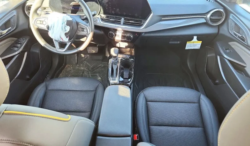 
								Chevrolet Trax full									