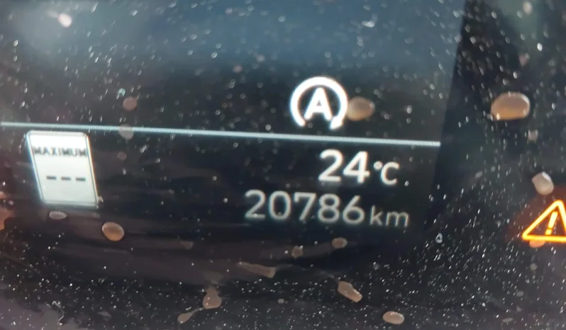 
								Hyundai Kona full									