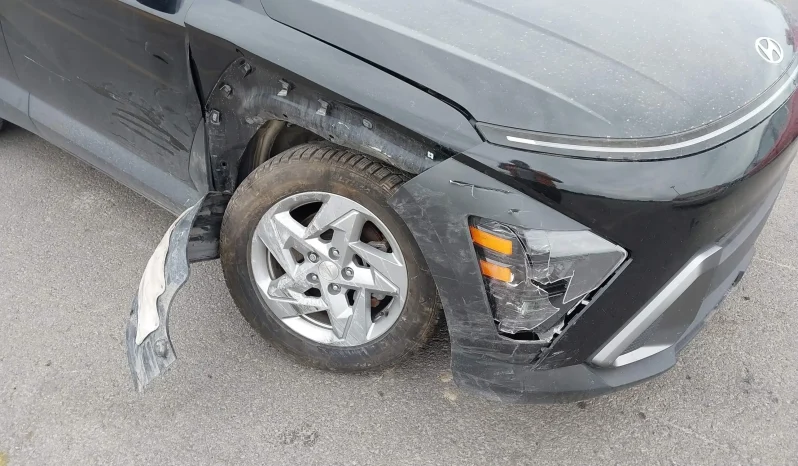 
								Hyundai Kona full									