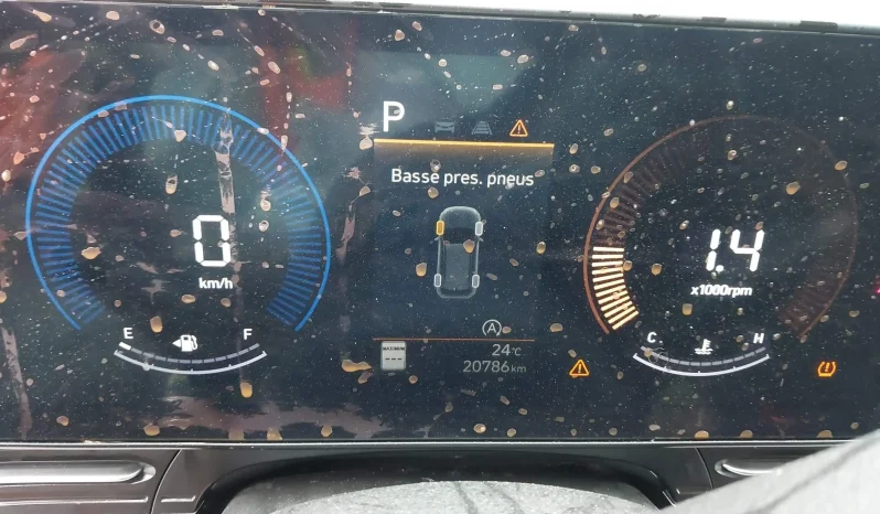 
								Hyundai Kona full									