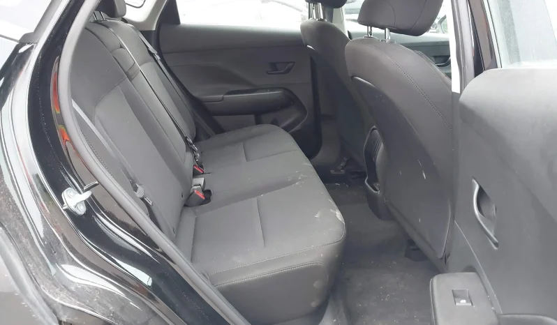 
								Hyundai Kona full									