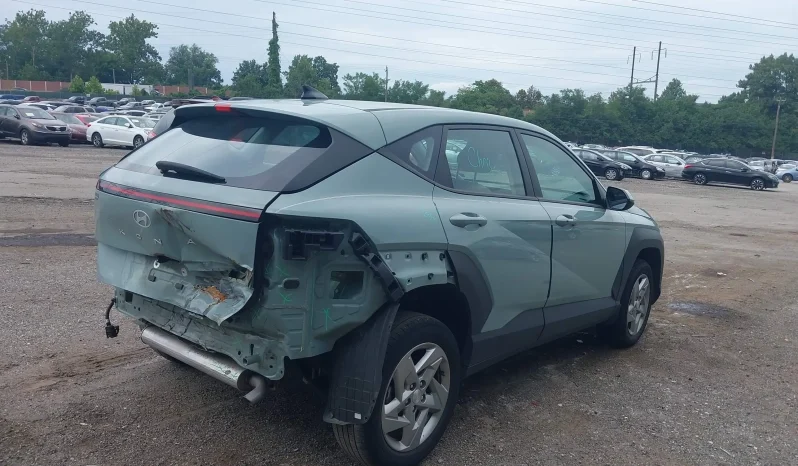 
								Hyundai Kona full									