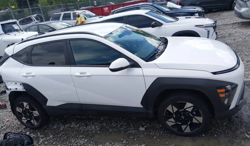 
								Hyundai Kona full									