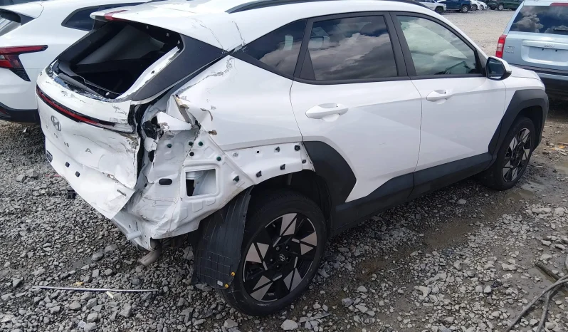 
								Hyundai Kona full									