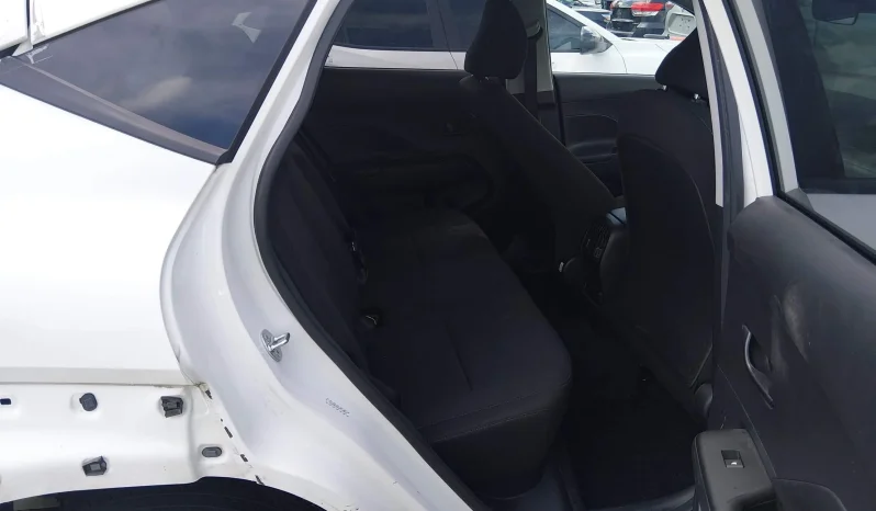 
								Hyundai Kona full									