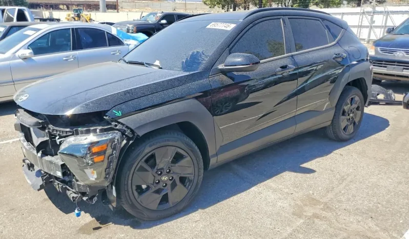 
								Hyundai Kona full									