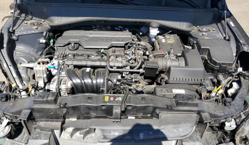 
								Hyundai Kona full									