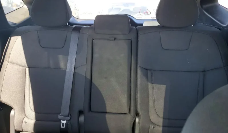 
								Hyundai Tucson full									