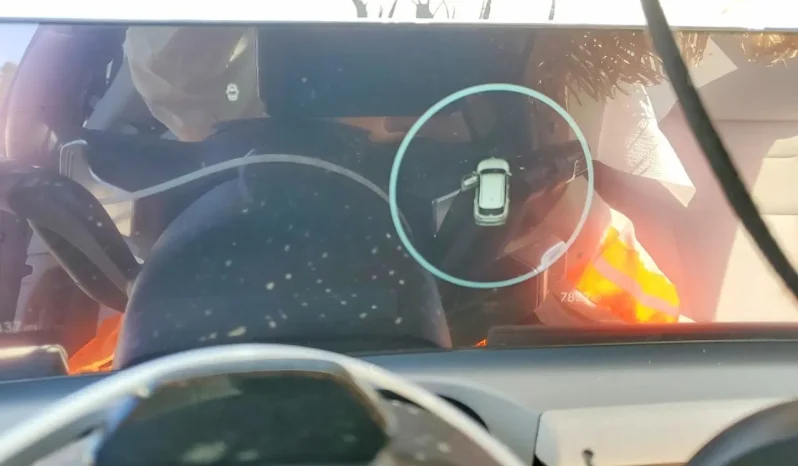 
								Hyundai Tucson Hybrid full									