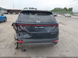 
										Hyundai Tucson full									