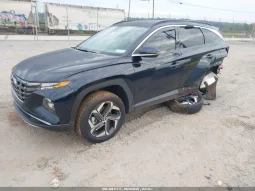
										Hyundai Tucson full									