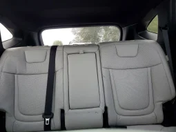 
										Hyundai Tucson Hybrid full									